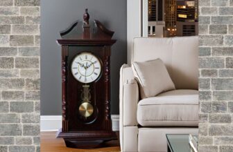 Standing grandfather clock